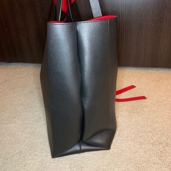 🛑SOLD🛑 Valentino V-RING Tote - Picture 5 of 7